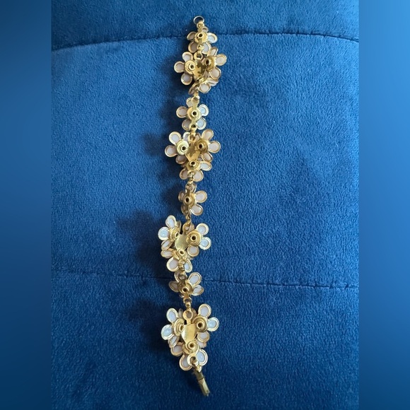 Vintage Daisy Cluster Rhinestone Center Bracelet Light Pink - Picture 5 of 8